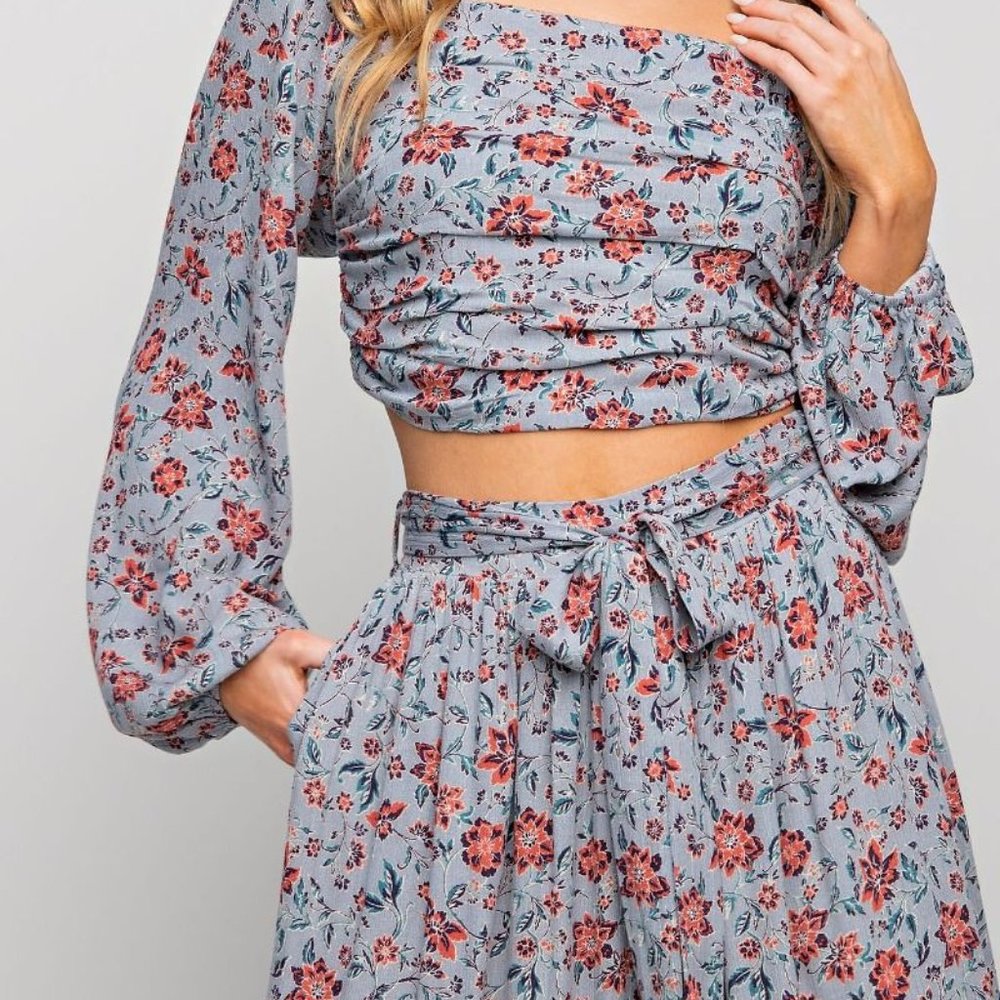 THE SHYANNA  PRINTED RAYON GAUZE CROP TOP  NWT - Picture 5 of 8